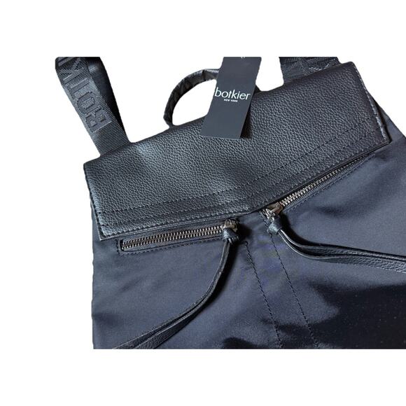 Botkier NWT Trigger Mini Nylon Purse Small Bag Backpack Black New Logo Zips - Picture 4 of 11